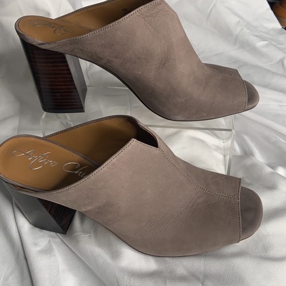 Arturo Chiang At-Jerri Women Suede Taupe Open Toe Slide Mule size 10. EU 40 - Picture 2 of 6